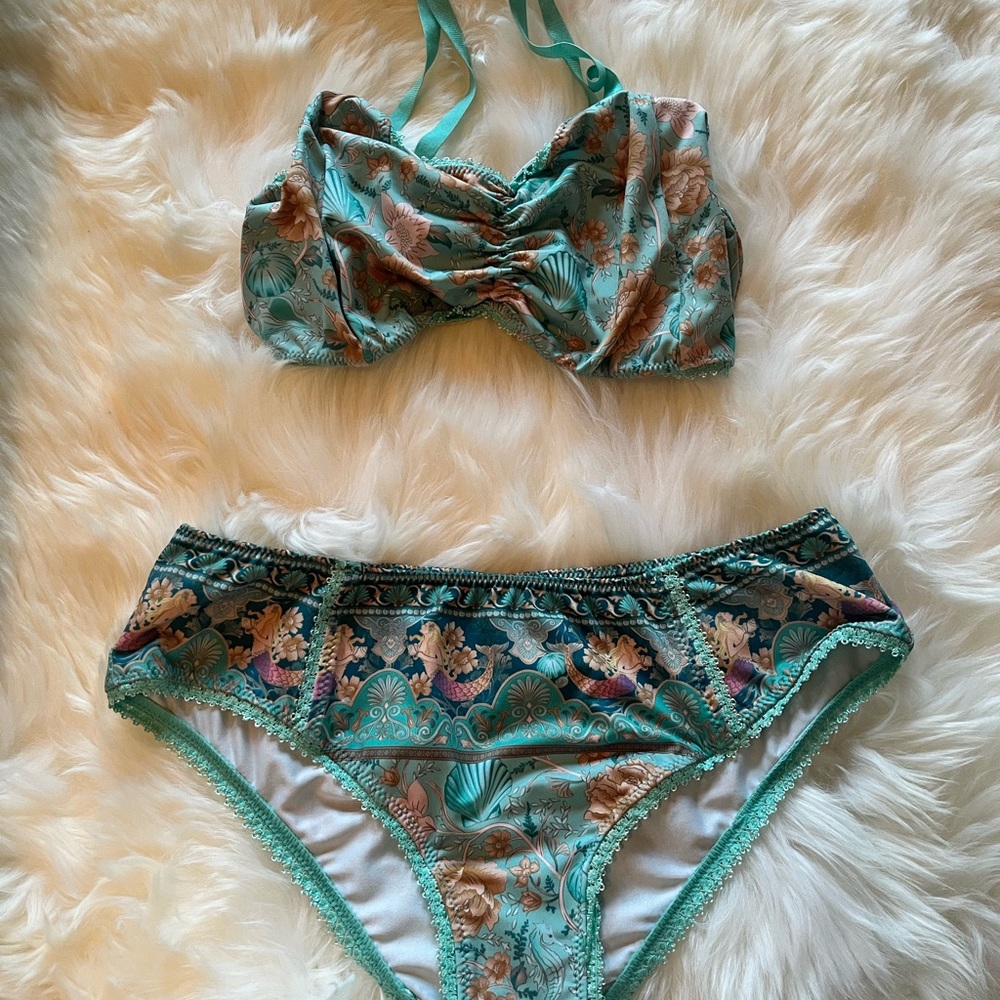 Spell & The Gyspy Bralette & Bloomer SET